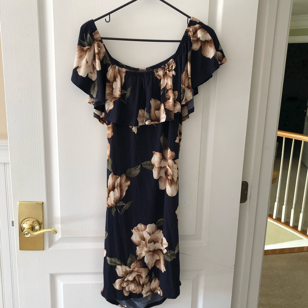 Off the shoulder floral maternity dress